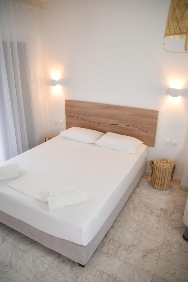 Haus Risos Next Generation Apartment โตโรนี ภายนอก รูปภาพ