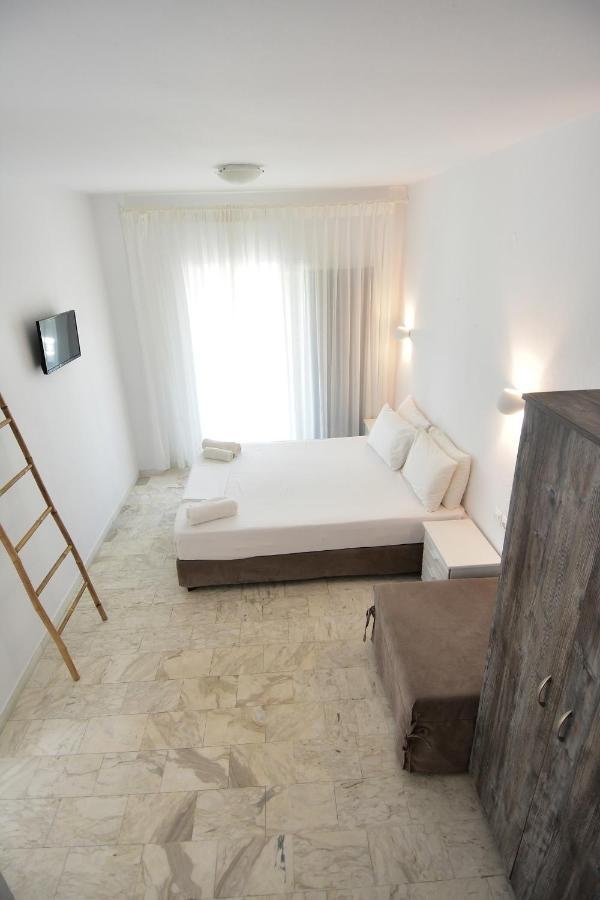 Haus Risos Next Generation Apartment โตโรนี ภายนอก รูปภาพ
